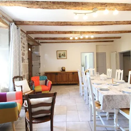 Semesterbostad Maison De Caractere Renovee Avec Jardin, Cheminee Et Wifi Proche Du Puy Mary - Fr-1-742-516 Mandailles-Saint-Julien