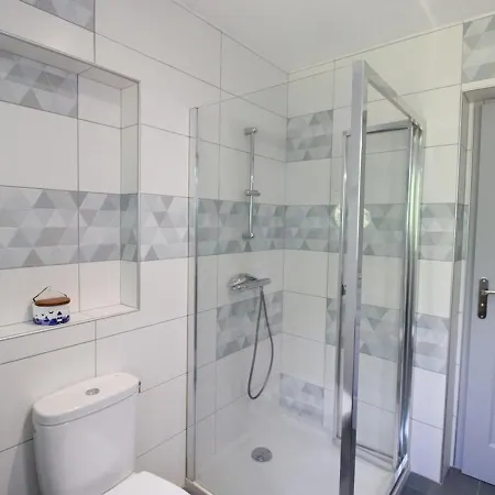 Semesterbostad Maison De Caractere Renovee Avec Jardin, Cheminee Et Wifi Proche Du Puy Mary - Fr-1-742-516 Mandailles-Saint-Julien