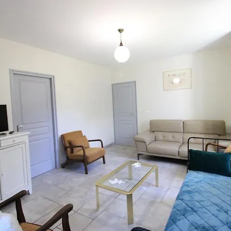 Maison De Caractere Renovee Avec Jardin, Cheminee Et Wifi Proche Du Puy Mary - Fr-1-742-516 Semesterbostad *